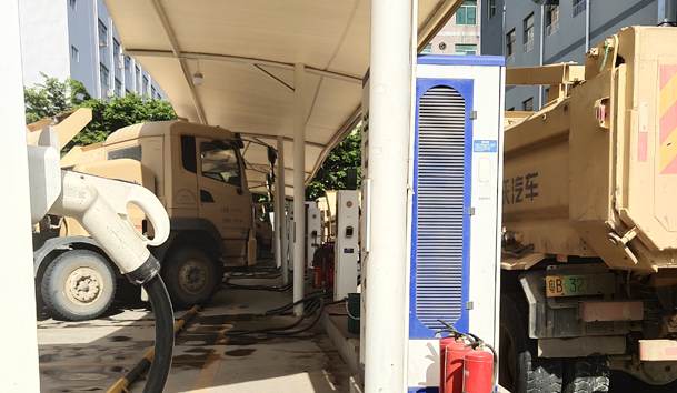 泥頭車直流充電樁站-1.jpg