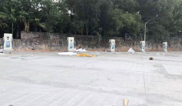 海南省定安縣辰龍客運站充電站.jpg